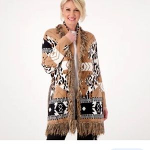 🤎🖤NWOT Yellowstone Cardigan with pockets